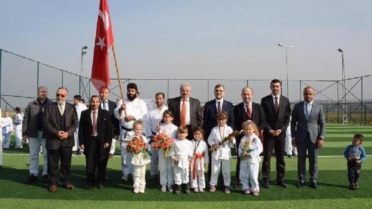 TİHEK Başkanı Arslandan Suriyeli çocuklara özel ilgi