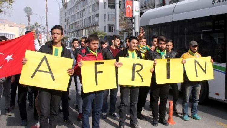 Şanlıurfaspor taraftarından Zeytin Dalı Harekatına destek