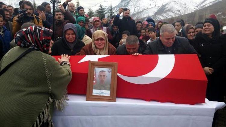 Hakkari şehidi, memleketi Niğdeye uğurlandı (2)