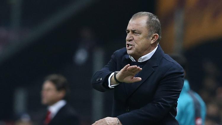 Adres  belli Terim bu maçı çevirmek istiyorsa...