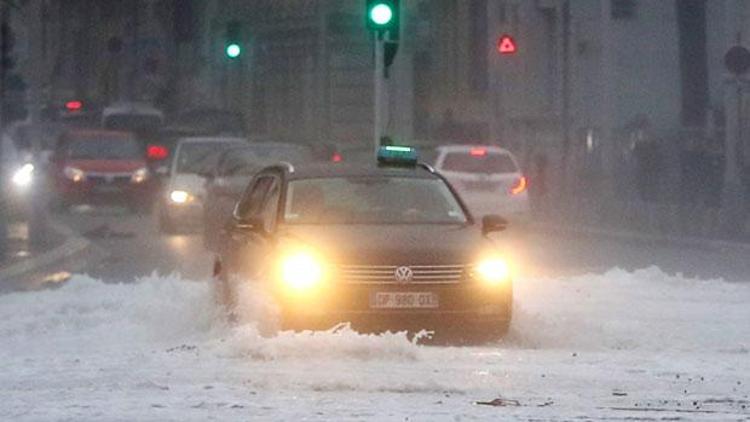 Fransa’da 45 bölgede turuncu alarm