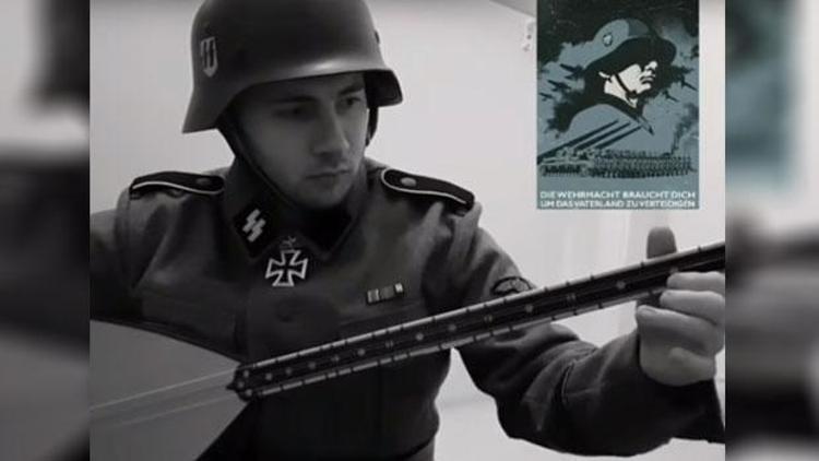 Nazi SS’lerin marşını bağlamayla çaldı