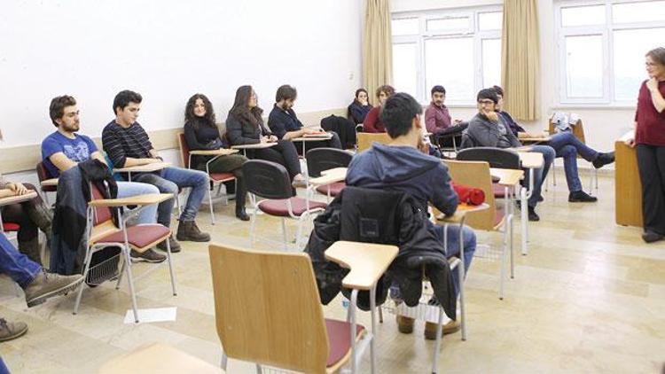 Hocaları için birbirleriyle yarıştılar: ‘Ha bu dersu baa verey misun’