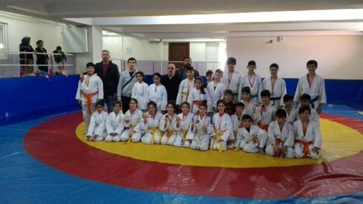 Okul sporları yıldızlar judo il seçmeleri