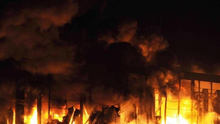 Gebzede parfüm fabrikası alev alev yandı - Ek fotoğraflar