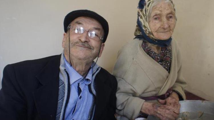 108 yaşındaki Fatma Nine, uzun yaşamasının sırrını anlattı