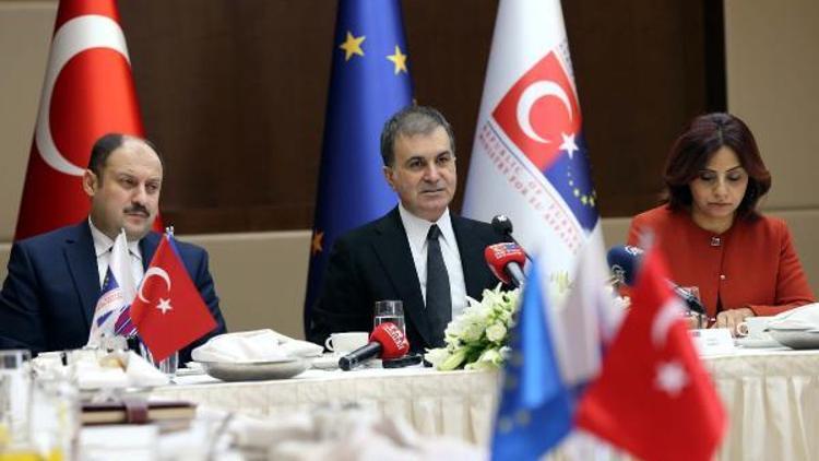 AB Bakanı Çelik: Türkiye tabi ki BMnin terör örgütü olarak kabul ettiği örgütler ile mücadele ediyor (2)