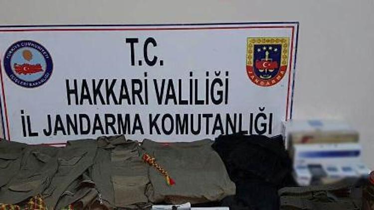 Terör örgütü PKK kıyafetli fotoğraf paylaşımına gözaltı