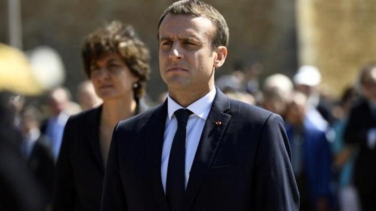 Macron Korsikalıların resmi dil talebini reddetti