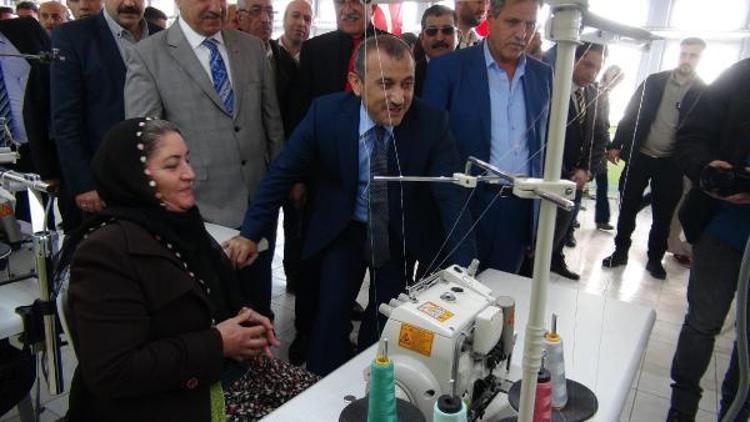 Tunceli Pertekte 150 kişinin istihdam edileceği tekstil fabrikası açıldı