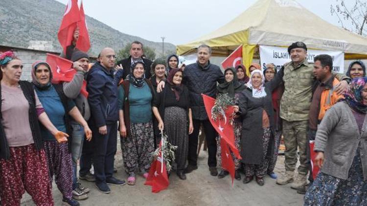 Kadınlardan Mehmetçiğe yöresel yemek