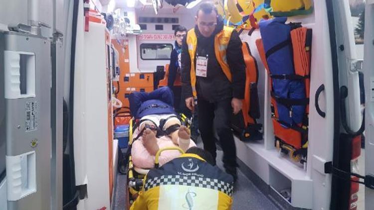 Altınordulu futbolcu hastaneye kaldırıldı
