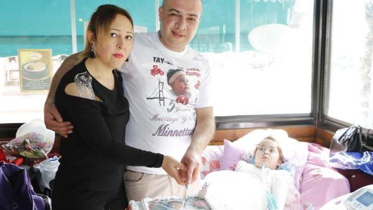 4 yıl ömür biçilen minik Azranın 5inci yaşı kutlandı