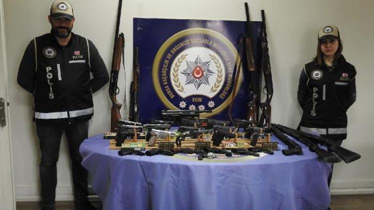 4 kentte silah kaçakçılarına operasyon: 61 gözaltı