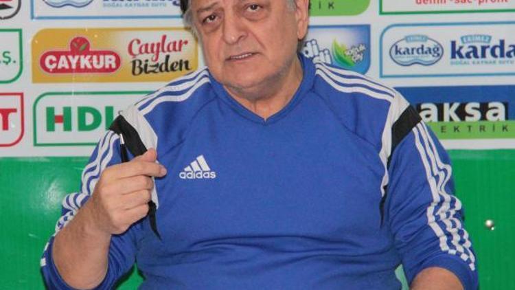 Giresunspor Teknik Direktörü Vural: 13 maçta 39 puan hedefiyle oynayacağız