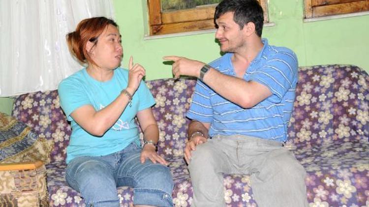 Trabzonlu Yusuf, boşanmak için Tayvanlı eşini arıyor