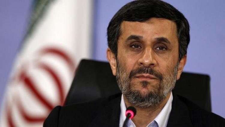 Ahmedinejad Hamaneyi eleştirdi
