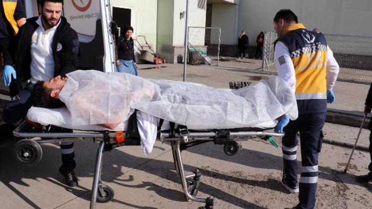 Iraklı genç, eniştesi tarafından bıçakla ağır yaralandı