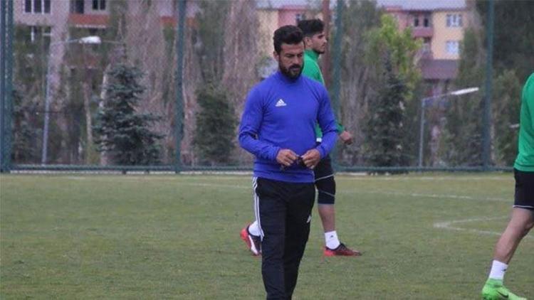Şanlıurfasporda teknik direktör Ali Tandoğan istifa etti
