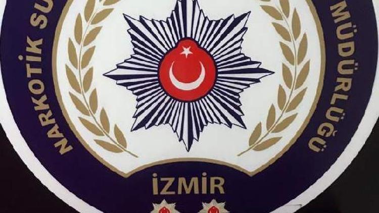 İzmirde uyuşturucu ticaretine 25 tutuklama