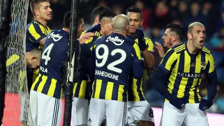 Fenerbahçe, Aytemiz Alanyasporu konuk ediyor