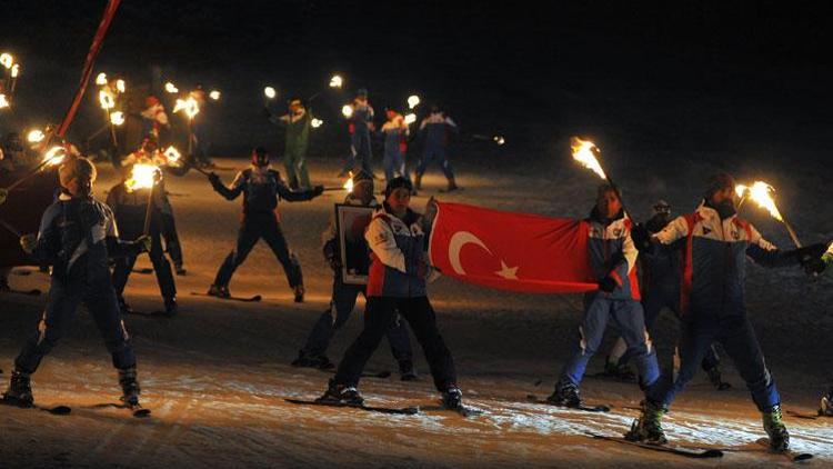 Bursada olimpiyat protestosu Kayak takımlarını yaktılar