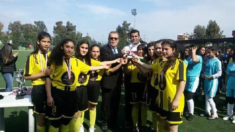 Pozantının Kız Futbol Takımından başarılı sonuç