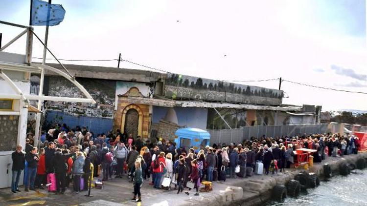 Türklerden Sakız Adası ekonomisine karnaval katkısı