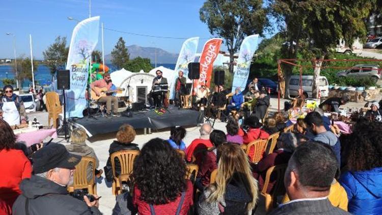 Badem Çiçeği Festivali, fotoğraf yarışması ödül töreni ile sona erdi