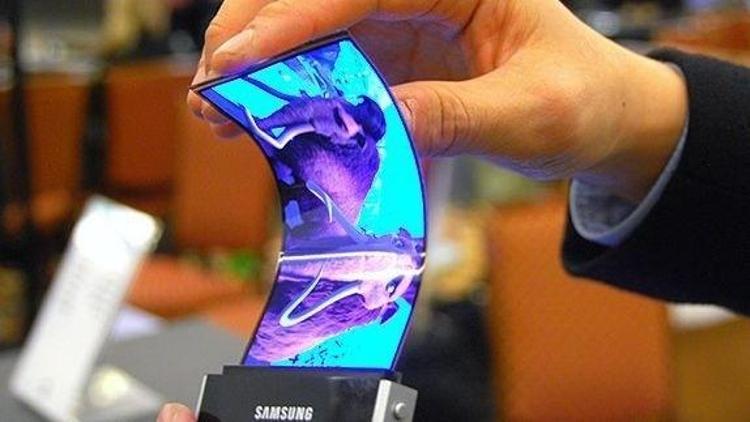 Samsungtan katlanabilir telefon için önemli adım
