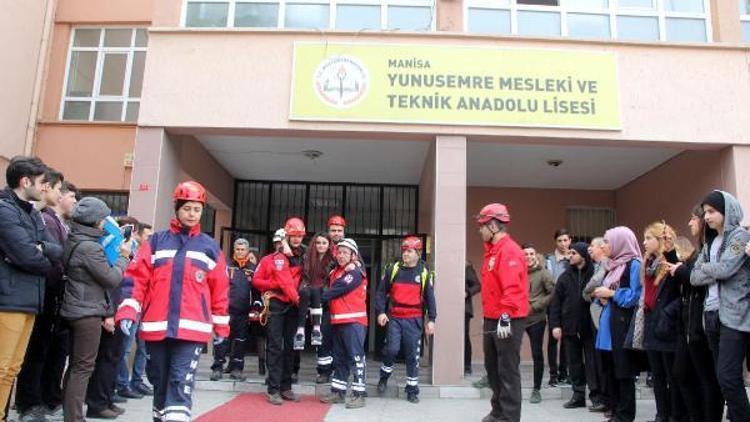 71 yıllık okuldaki tatbikatta eksikler ortaya çıktı