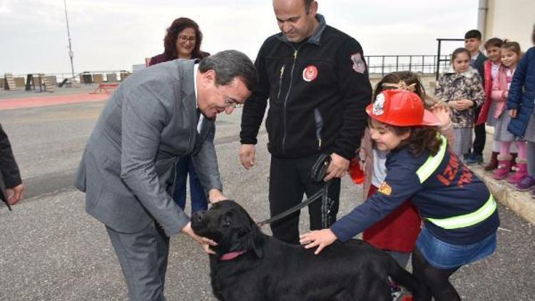 Çocuklara yangına müdahale eğitimi verildi