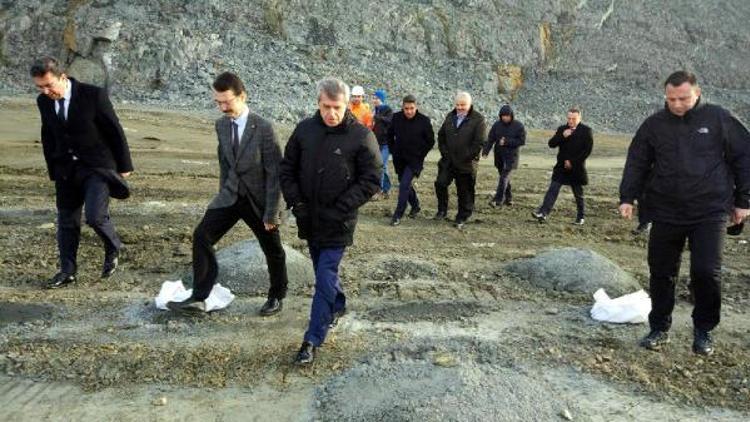 Zonguldak Valisi Çınar, Filyos limanı inşaatını inceledi