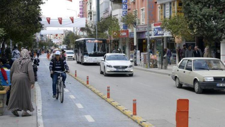 Ispartada bisiklet yolu tartışması