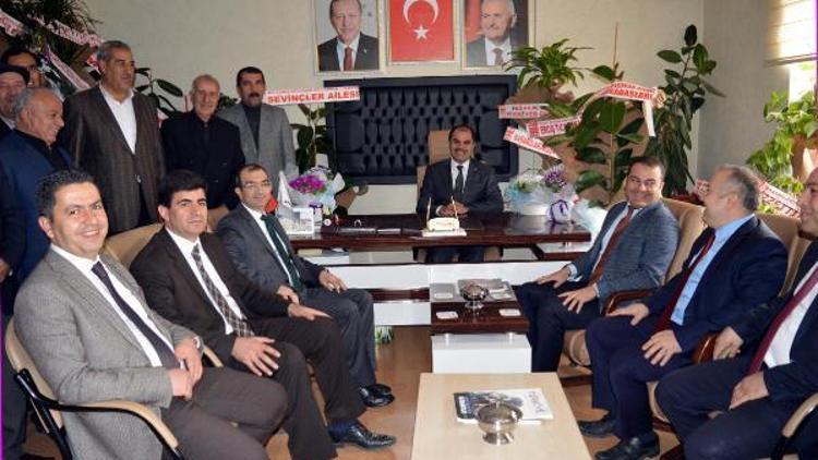Kaymakam Yaşardan, AK Parti ilçe Başkanına Hayırlı olsun ziyareti