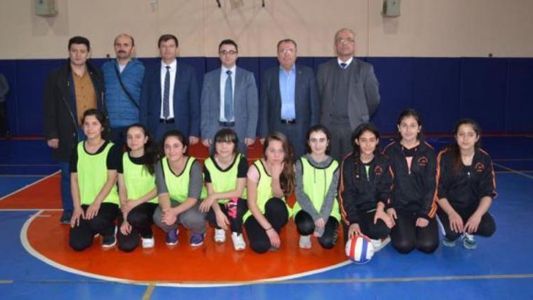 Akseki anısına voleybol turnuvası