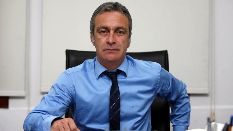 Önder Özen Bursaspora sportif direktör mü oluyor Bana teklif...