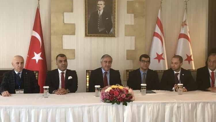 TÜRKONFED heyeti, KKTC Cumhurbaşkanı Akıncı ile bir araya geldi