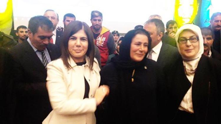 Kırşehir CHPden 81 kişi istifa edip, AK Partiye geçti