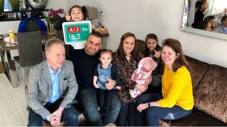 Otoyolda doğan Türk bebeği Elize Ulaştırma Bakanından sürpriz hediye