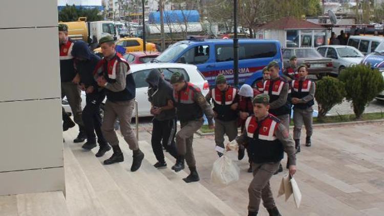 Yolcu otobüsünde uyuşturucuya 3 tutuklama