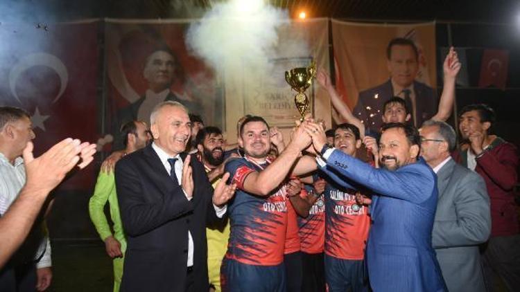 Sarıçam’da 3’ncü Mahalleler Arası Halı Saha Futbol Turnuvası