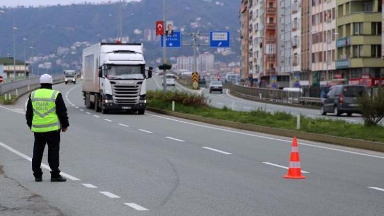 Rizede modifiye araçlar polisleri şaşırttı