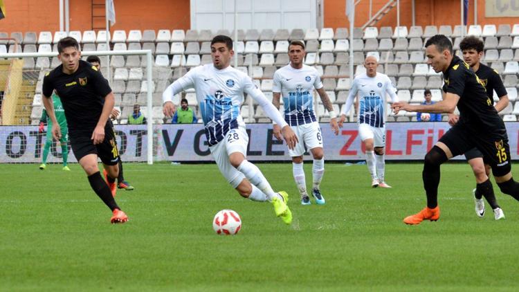 Erteleme maçında Adana Demirspor, İstanbulsporu 2 - 1 yendi