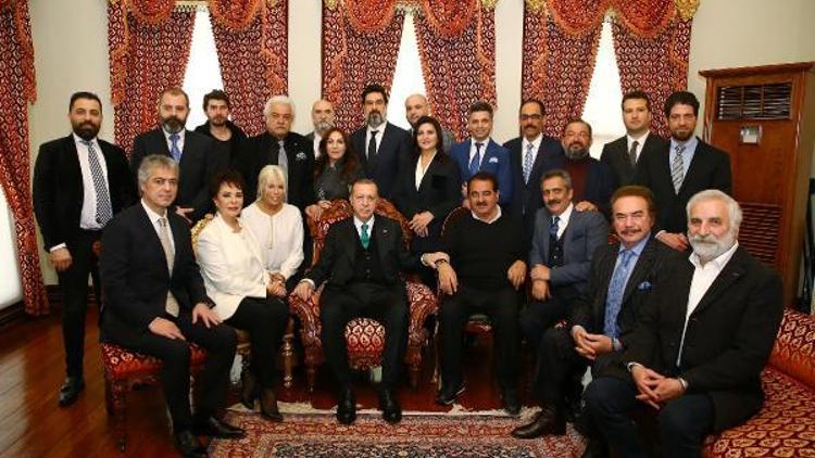 Erdoğana ünlü isimlerden doğum günü ziyareti
