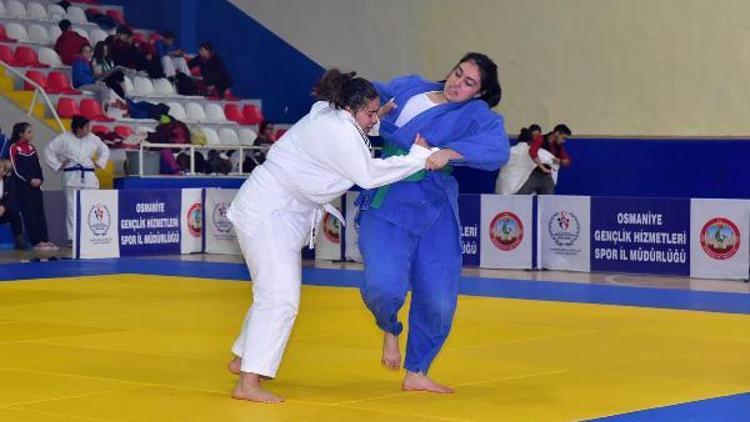 Judo grup müsabakaları Osmaniye’de yapıldı