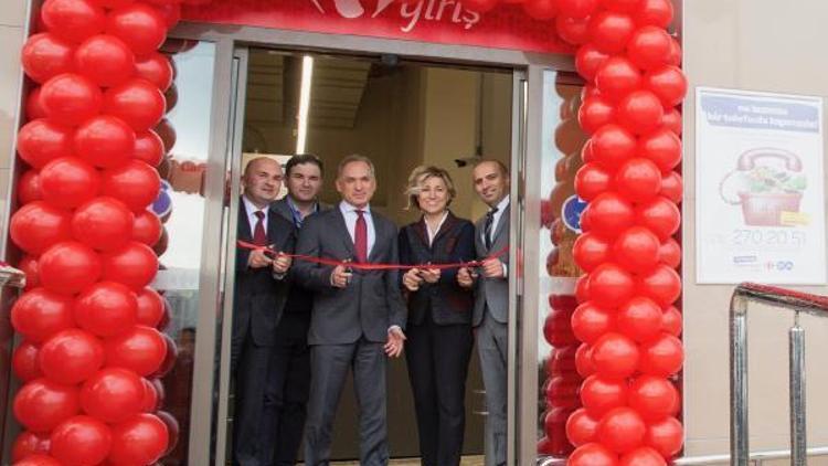 CarrefourSA Mavişehir’de açıldı