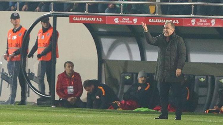 Terimin çıldırdığı an... Beş kişiyle, o gol nasıl kaçar, anlatsınlar