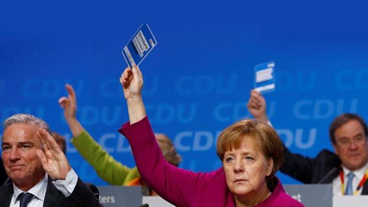 Merkel yine ezber bozdu