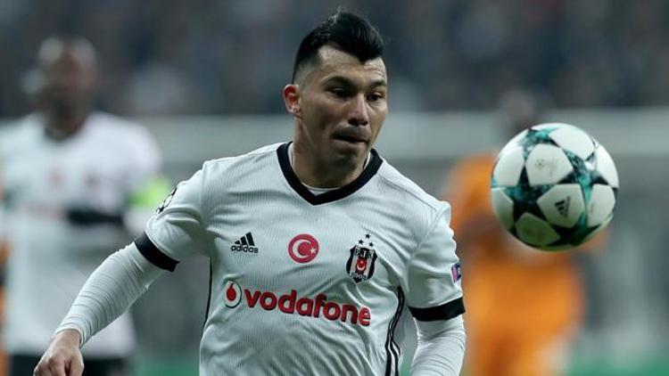 Gary Medel: ”Ölümüne oynar, tekmeye kafa atarım”